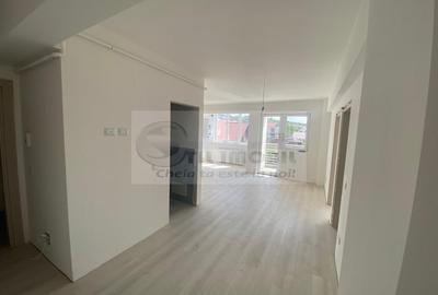 Apartament cu 3 camere semidecomandat în Bucium - 4