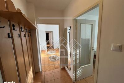 Apartament cu 3 camere semidecomandat în Cristian - 4