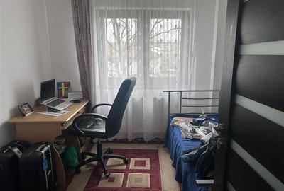 Apartament cu 3 camere semidecomandat, mobilat în Rogerius - 5