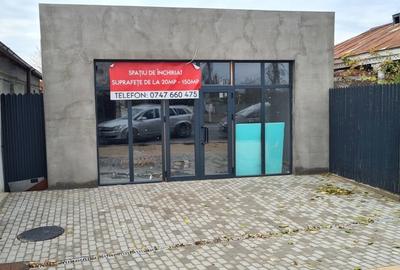 Spațiu comercial, de 120 mp, în Liești