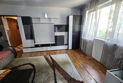 Vand apartament 2 camere - Blascovici, etaj 1