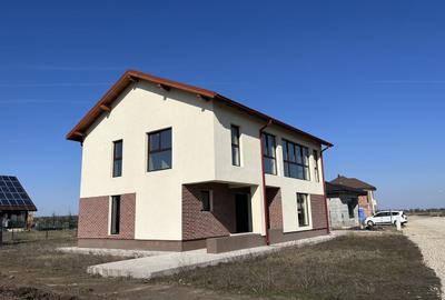 Casă cu 5 camere cu Teren 605 Mp în Victoriei - 3