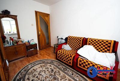 Apartament cu 3 camere decomandat în Babadag - 11