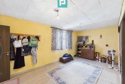 Casa cu 7 camere, teren generos in Vladimirescu Casa cu 7 camere, teren generos in Vladimirescu - 6