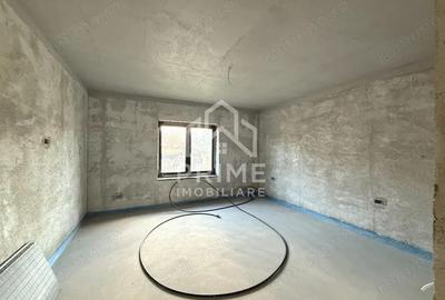 Casă cu 5 camere cu Teren 1800 Mp în Stremț - 5