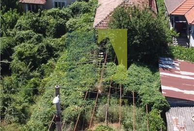 Casă cu 3 camere cu Canalizare în Mofleni - 4