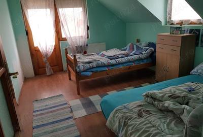 Casă cu 4 camere cu Teren 340 Mp în Central - 3