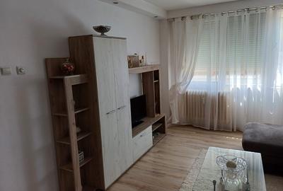 Drumul Taberei, inchiriere 3 camere, Bl stradal - 9