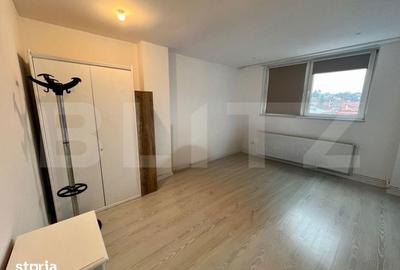 Spațiu comercial, de 70 mp, în 1 Mai - 8