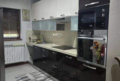 Apartament cu 3 camere semidecomandat în Cotnari - 3