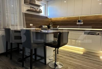 Apartament ultracentral, 103 mp utili, cu garaj si curte - 1