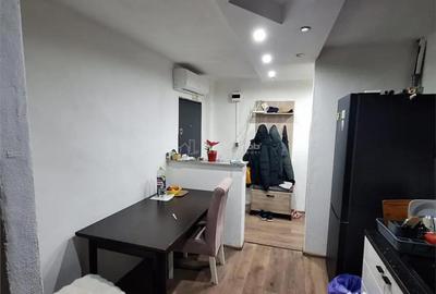 Apartament cu 3 camere decomandat în Central - 17