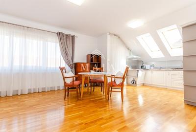 Apartament cu 3 camere decomandat, mobilat în Central