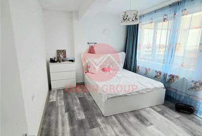 Apartament cu 3 camere decomandat, mobilat în Palazu Mare - 12