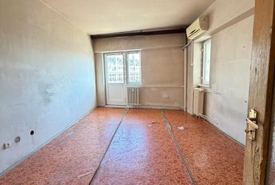 Apartament cu 3 camere decomandat în Giulești - 2