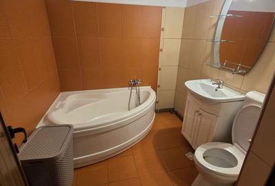 Apartament cu 3 camere decomandat în Central - 6