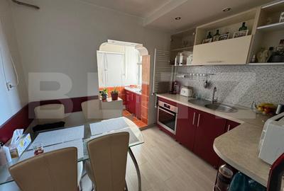 Apartament de 3 camere, decomandat, cartierul 1 Mai - 4