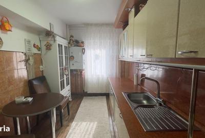 Apartament cu 4 camere în Petros - 10