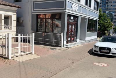 Spațiu comercial, de 400,490 mp, în Central - 2