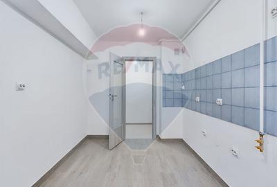 Apartament cu 4 camere decomandat în Centrul Civic - 15
