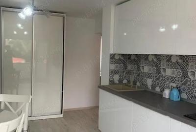 Inchiriez apartament , 2 camere , decomandat , Cotu Mic , str.Viorelelor - 2