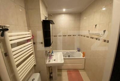 Apartament 3 camere, 70mp, etaj intermediar, Piata Garii - 12