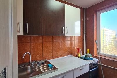 Drumul Taberei, Plaza Romania, metrou 4 minute - 6