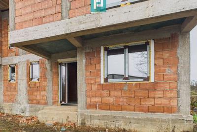 Duplex solid 120 mp, intimitate și calm in Chisoda - 1