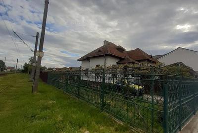 Casă cu Teren 1471 Mp în Central - 5