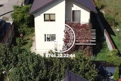 Casă cu 4 camere în Vocotești
