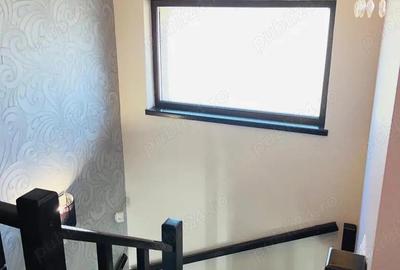 Casă cu 4 camere cu Teren 530 Mp în Central - 1