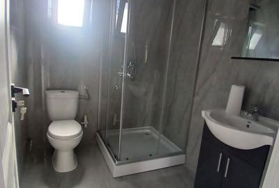 Casă cu 4 camere în Central - 1