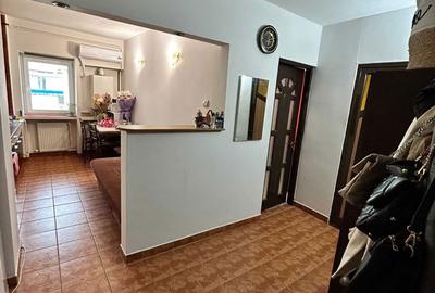 Apartament cu 2 camere decomandat în Nicolina - 5