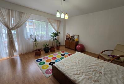 BRANCOVEANU, str. Alunisului, apropiere metrou, P+1, 2014, 5 camere - 15