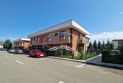 Duplex cu CF in ansamblu privat