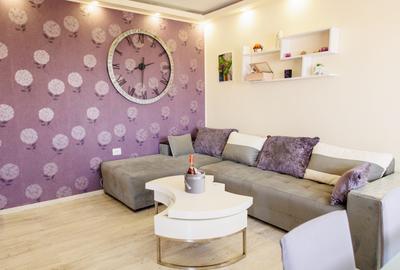 Apartament cu 3 camere, mobilat în Tomis Nord