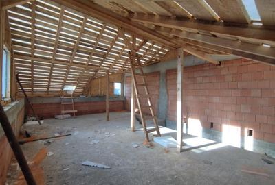 Casă cu 3 camere cu Teren 180 Mp în Central - 6