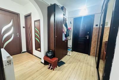 Apartament cu 3 camere decomandat, mobilat în Soarelui - 16