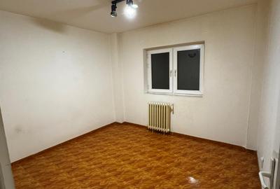 Piata Iancului,metrou, Avrig, - 2