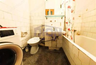 Apartament cu 2 camere decomandat în Baba Novac