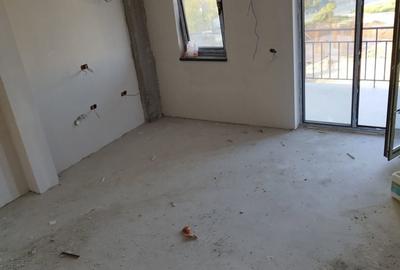 Casă cu 1 camere decomandat în Central - 1