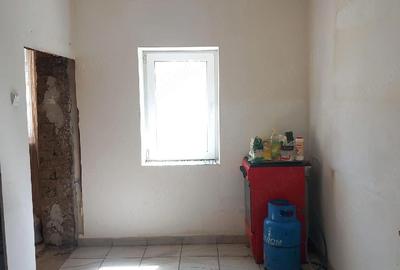 Casă cu Teren 3000 Mp în Ciumeghiu - 2