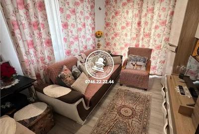 Apartament 3 camere de vanzare Pacurari, - 1