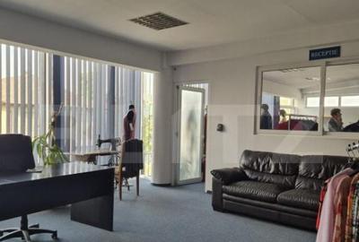 Spatiu comercial p+2 750 mp de vanzare zona centrala - 1