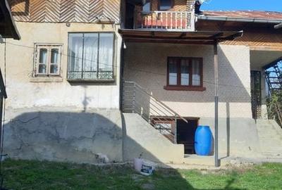 Casă cu 4 camere cu Teren 80 Mp în Vâlcănești - 4