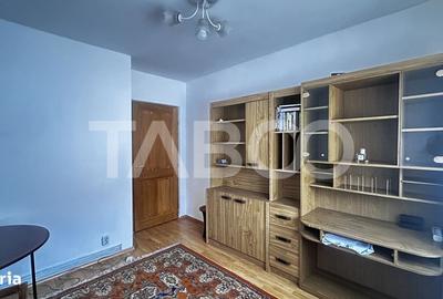 Apartament cu 4 camere decomandat, mobilat în Vasile Aaron - 9