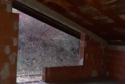 Casă cu 4 camere în Păuliș - 1