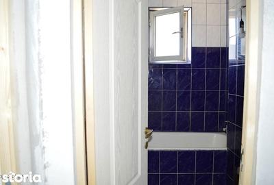 Apartament cu 3 camere în Războieni - 12