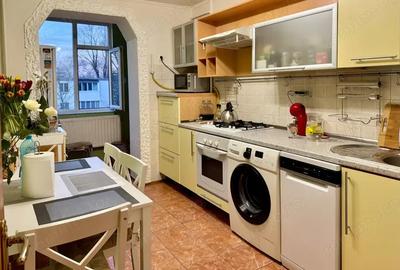 Apartament cu 3 camere semidecomandat în Drumul Taberei - 4