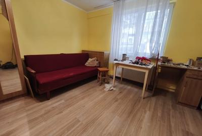 Garsoniera, parter, zona Mihai Viteazu, Radauti - 2